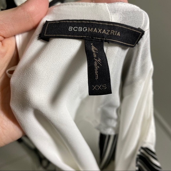 BCBGMAXAZRIA white shirt top XS/XXS LIKE NEW - Picture 8 of 11